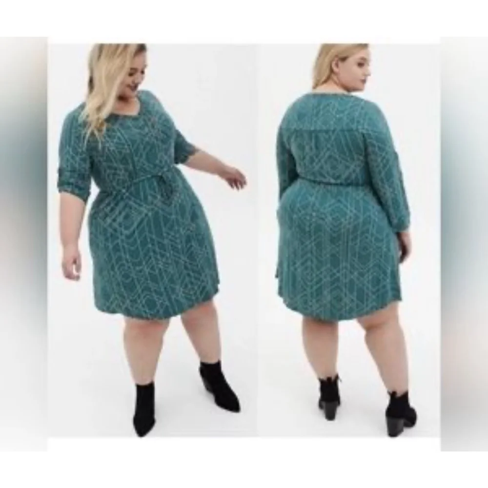 Women's Torrid Teal Cream Geometric Print Super Soft Knit Dress 3X - Picture 2 of 10